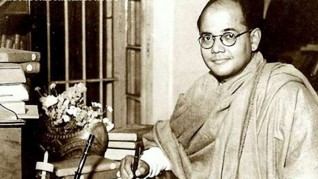 Netaji died in the airplane crash, according to first two government report.