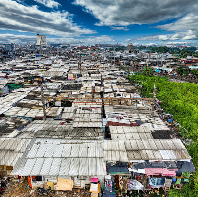 6 Factors responsible for the growth of slums in India